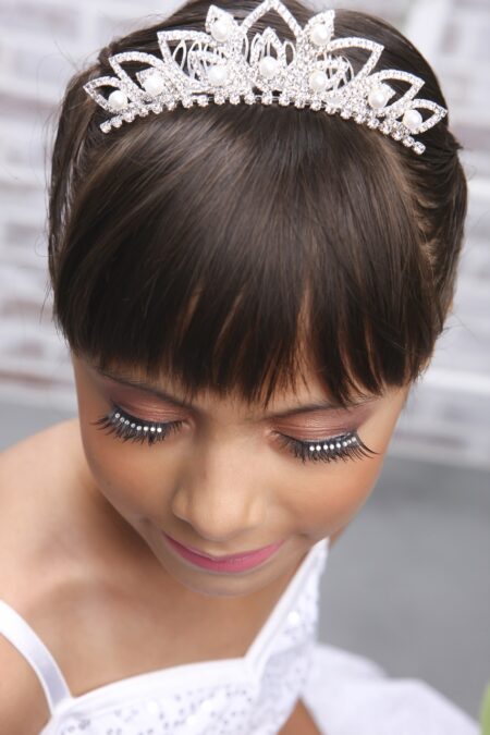 SFC Child Lashes with 8 Clear Rhinestones